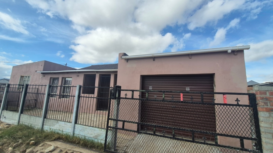 3 Bedroom Property for Sale in Hexpark Western Cape